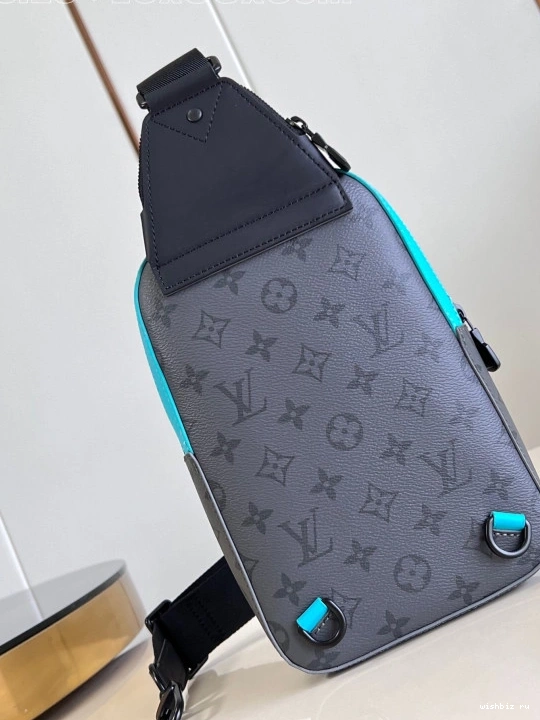 WIS VUITTON Avenue Slingbag-16*33*5.7CM LOUIS 1116